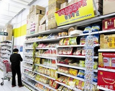 這屆年輕人有多“摳”？光靠著一個(gè)“摳”字，撐起了900億市場(chǎng)食品銷售